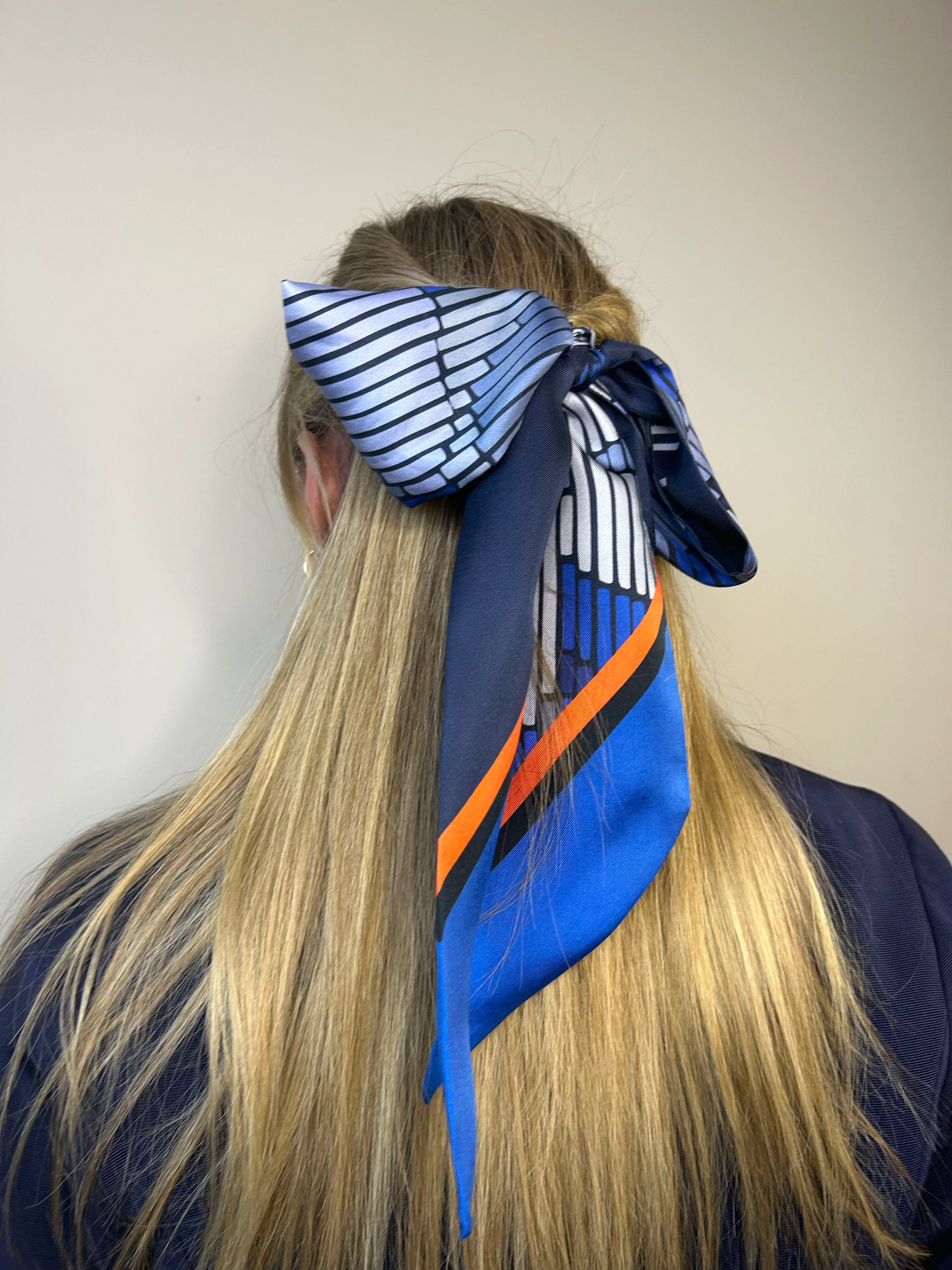 "Be-You-tiful!" Twilly scarf Blue colour way - Image 5