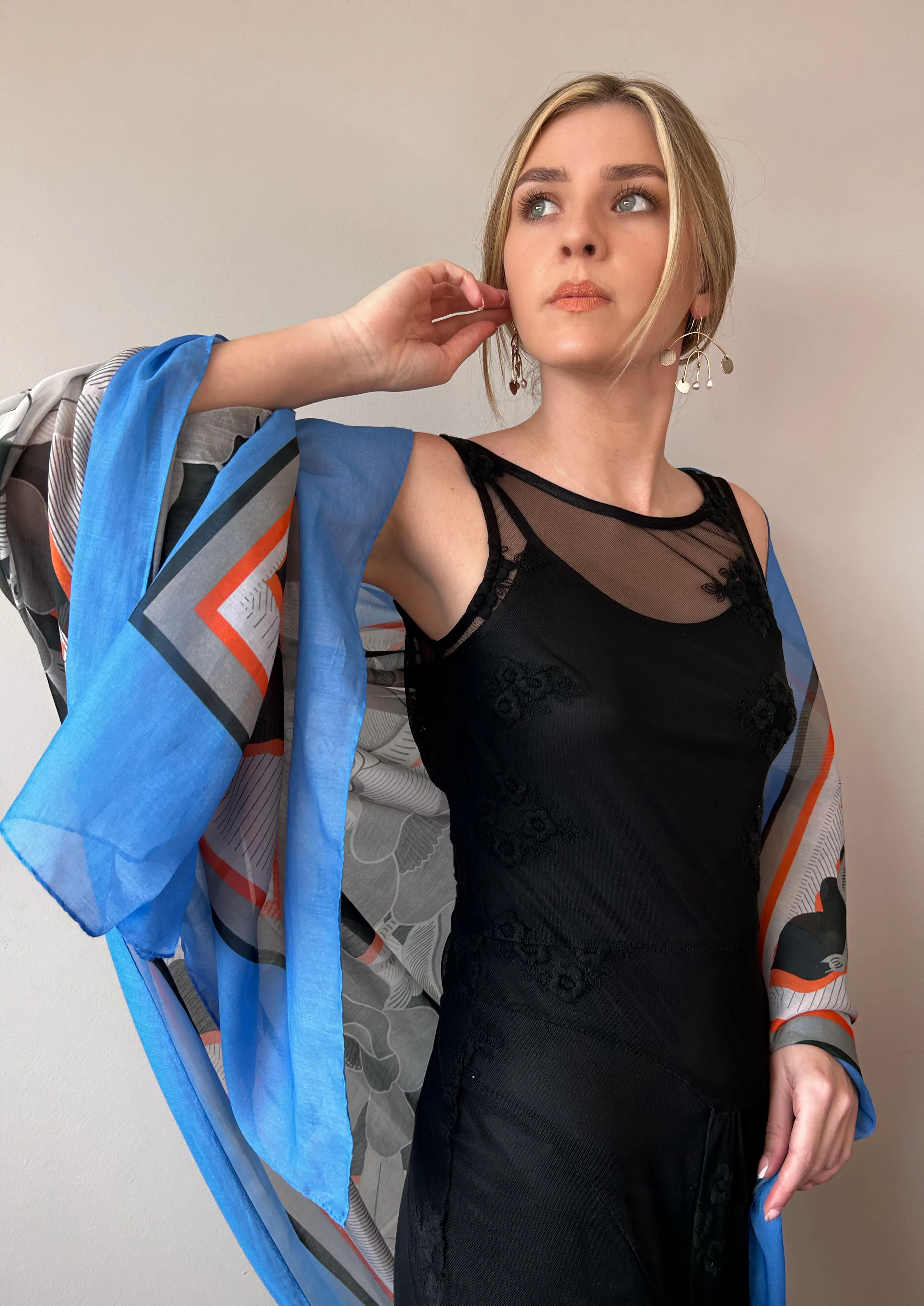 BLOOM WITH GRACE BLUE SILK/COTTON SCARF