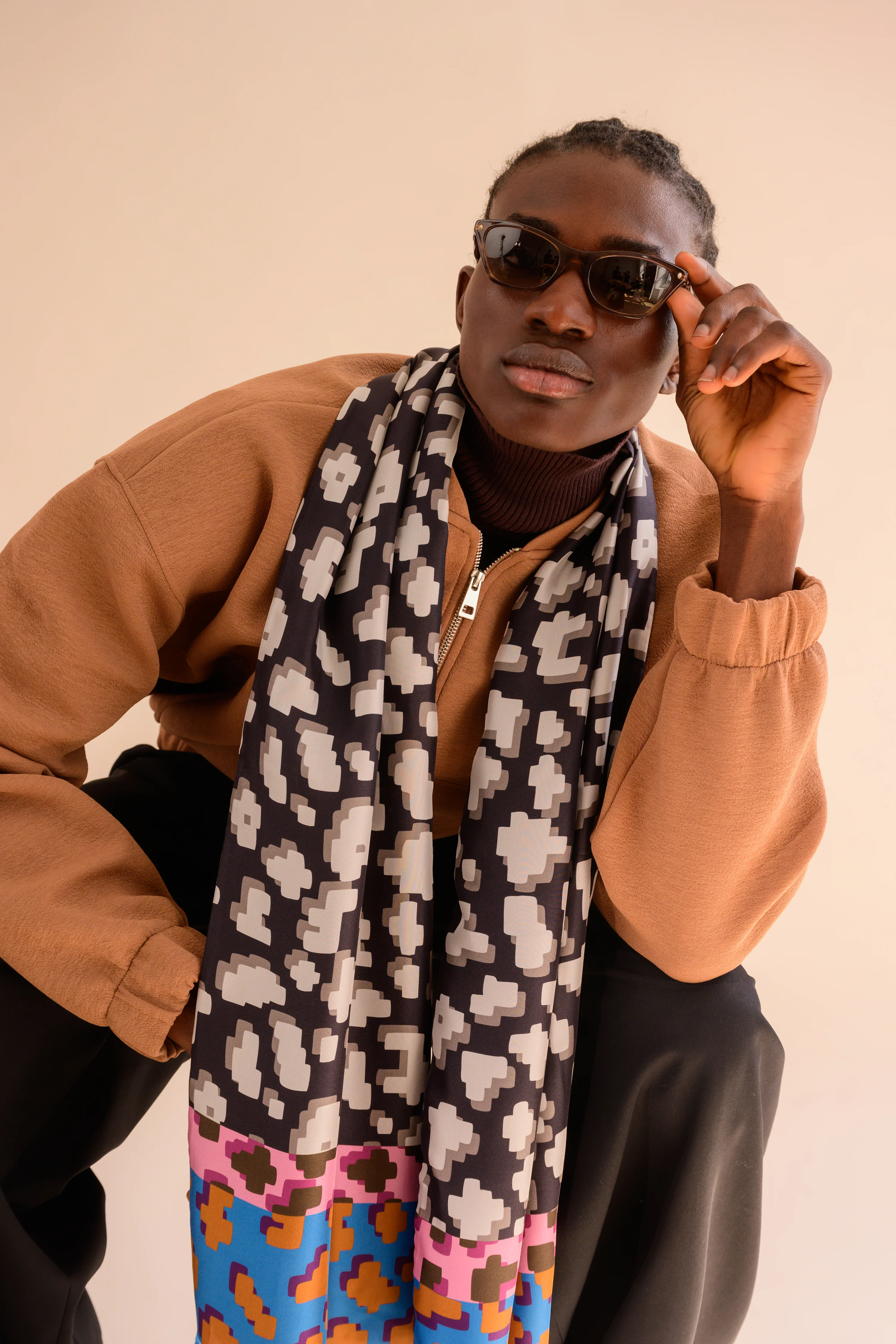 MODERNE MONO- DOUBLE SIDED SILK/WOOL SCARF - Image 3