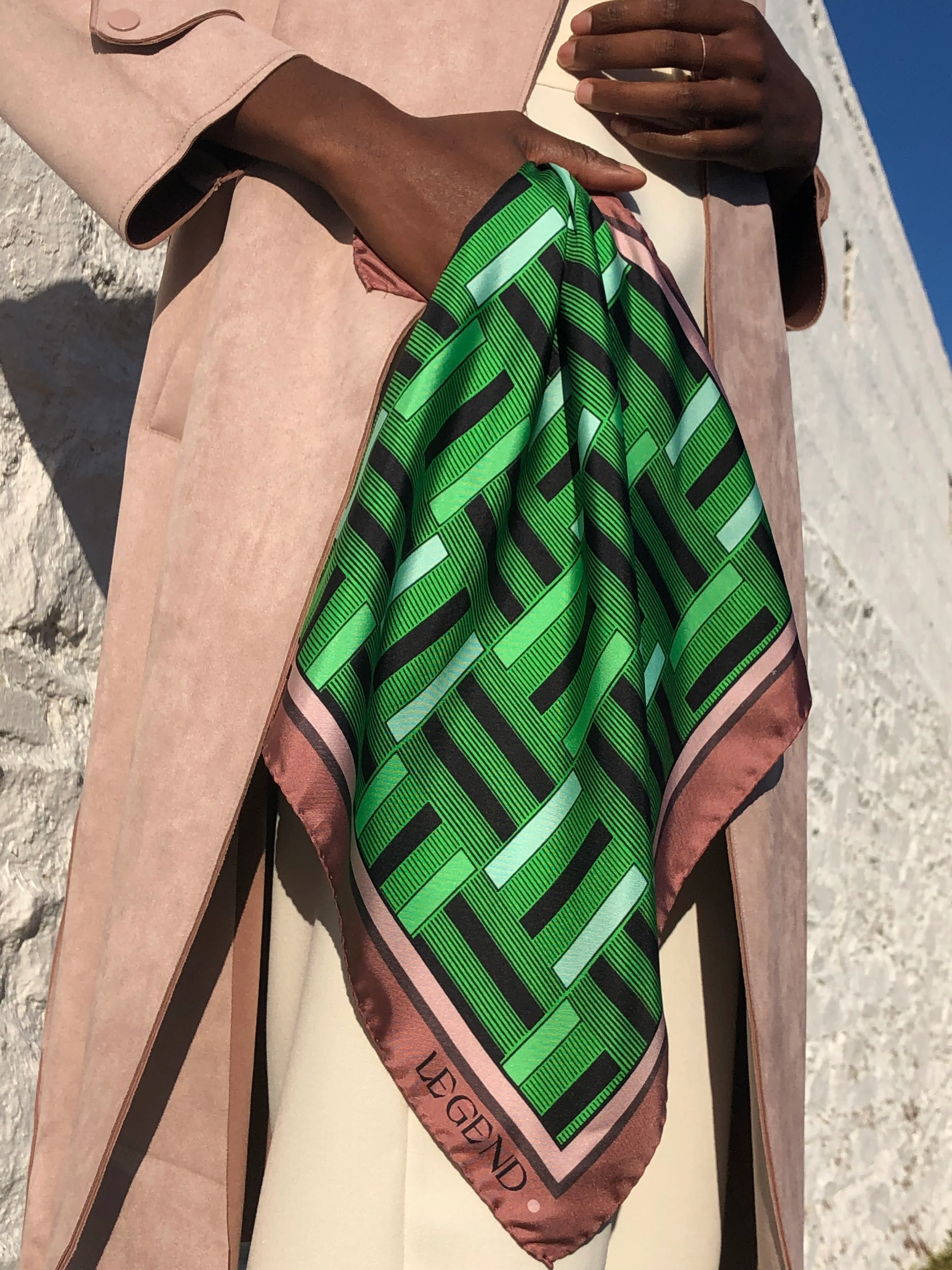 LEGEND - SILK POCKETSQUARE/ NECKERCHIEF - Image 3
